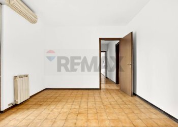 Stanza vuota - Trilocale via delle rose
 
31/A, Legnano - foto 8