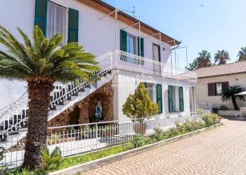 Foto 15 - Bilocale Taggia - foto 15