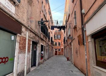 Edificio all\'aperto - Laboratorio campo santa marina, Venezia - foto 11