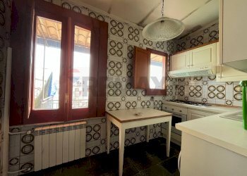 Cucina - Bilocale Viale Margherita a Ponticelli
 
75, Napoli - foto 12