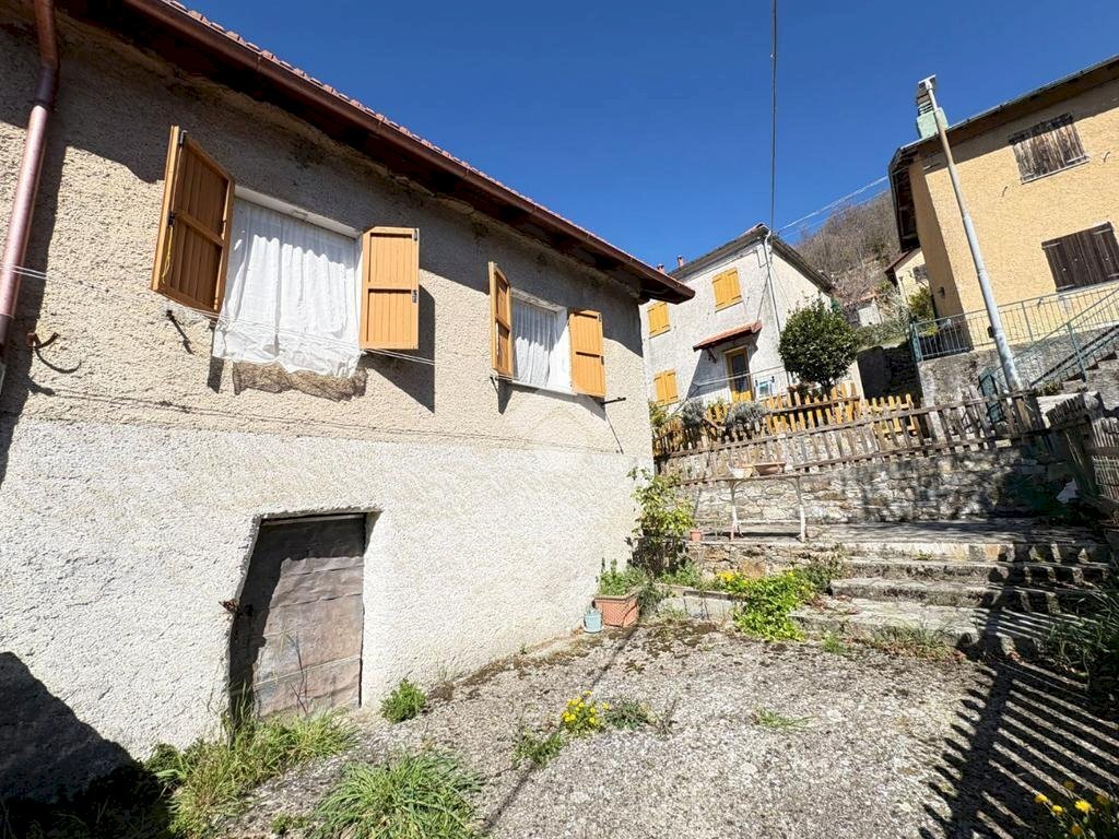 Casa semi indipendente Località Caserza, Valbrevenna - foto 1