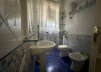 Bagno - Bilocale Via Bernardo Cavallino, Napoli - foto 9
