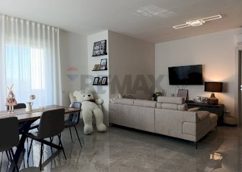 Sala da pranzo - Bilocale Via Cremonese
 
120, Parma - foto 5