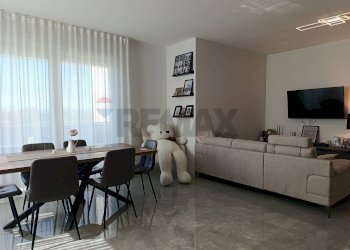 Sala da pranzo - Bilocale Via Cremonese
 
120, Parma - foto 6