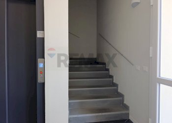 Scale - Bilocale Via Cremonese
 
120, Parma - foto 33