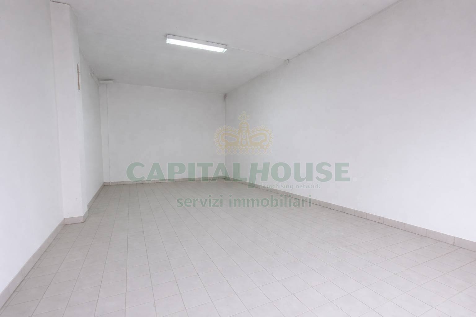 Foto 2 - Box Piazza Guglielmo Abamonte, Capua - foto 2