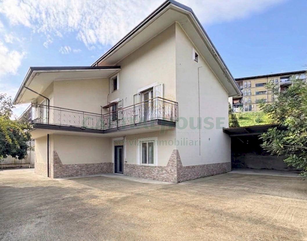 Foto 1 - Villa Via Caduti delle forza dell'ordine, Atripalda - foto 1