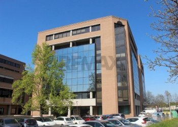 Edificio all\'aperto - Office Via Livatino
 
9, Reggio nell'Emilia - photo 2