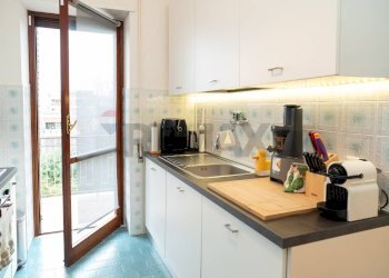 Cucina - Two-room apartment Via Della Stazione Di Ottavia
 
21, Roma - photo 13