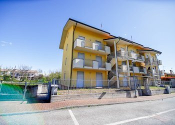 Foto 1 - Bilocale VIA BORNENGHI
 
17, Rivara - foto 1