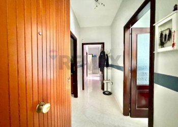 Hall / corridoio - Quadrilocale VIA F.RUSSO
 
12, Calvizzano - foto 3