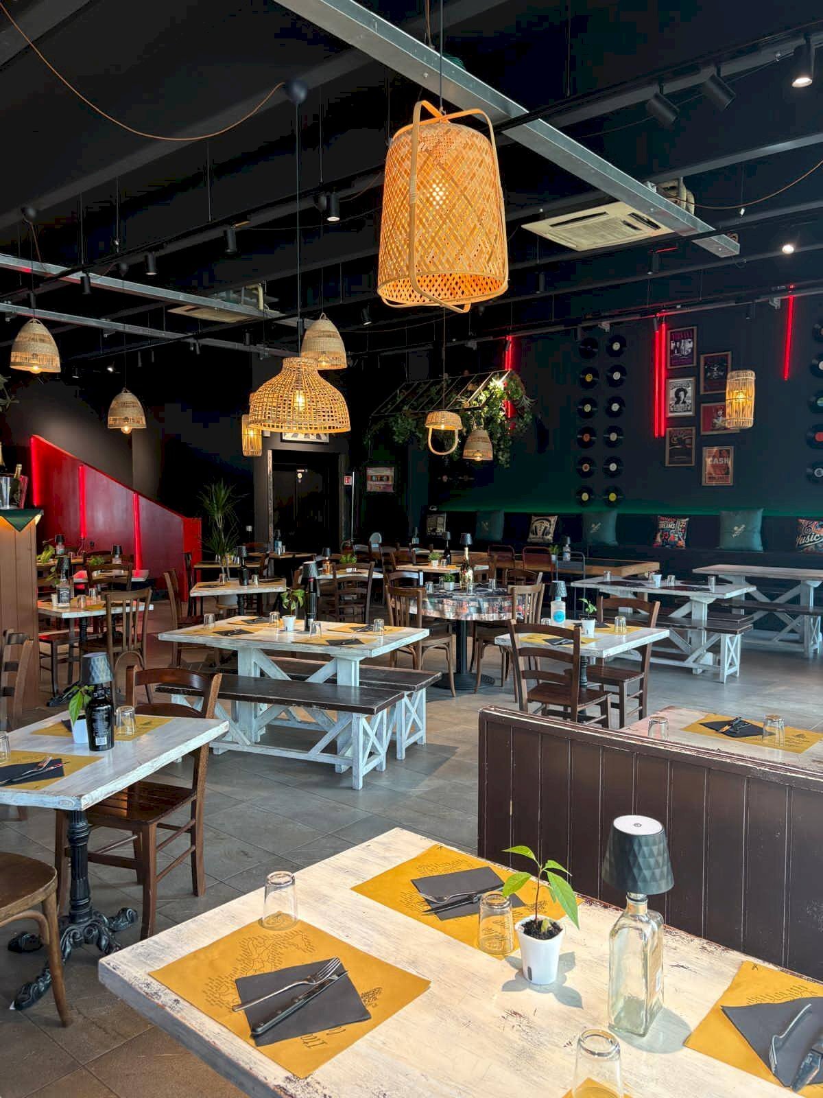 Foto 3 - Attività Commerciale VIA STATALE
 
48, Osnago - foto 3