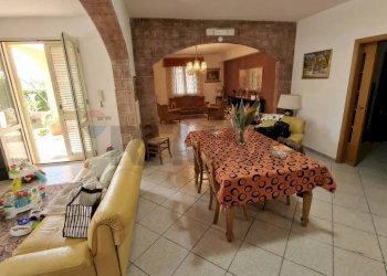 Sala da pranzo - Villa Via Peppino Impastato
 
20, Cinisi - foto 13