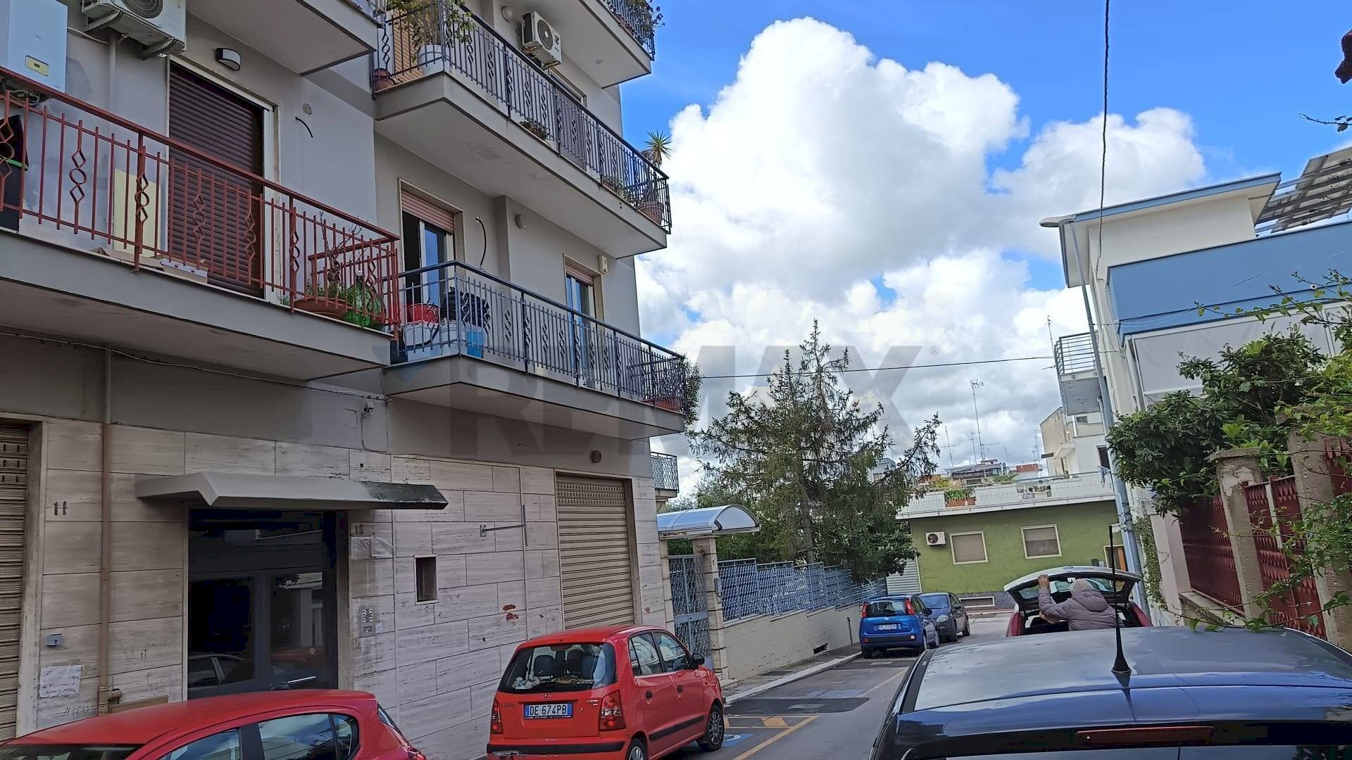 Edificio all\'aperto - Magazzino via Pasubio
 
15, Triggiano - foto 1