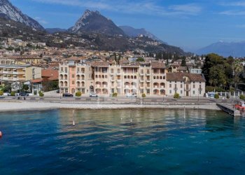 Foto 13 - Trilocale LUNGOLAGO ZANARDELLI
 
70, Toscolano-Maderno - foto 12