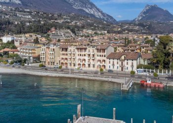 Foto 19 - Trilocale LUNGOLAGO ZANARDELLI
 
70, Toscolano-Maderno - foto 19