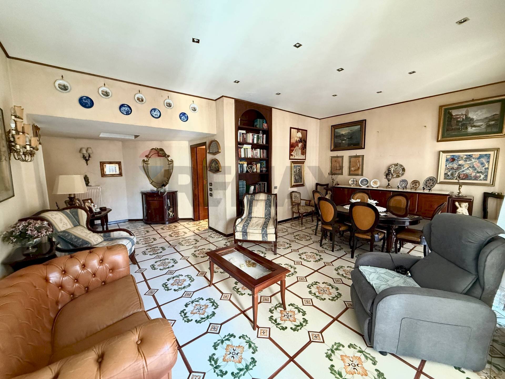 Sala da pranzo - Apartment Napoli - photo 3