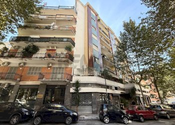 Edificio all\'aperto - Apartment Napoli - photo 2