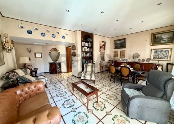 Sala da pranzo - Apartment Napoli - photo 3