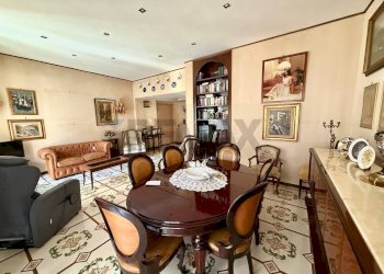 Sala da pranzo - Apartment Napoli - photo 5