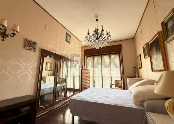 Camera / camera da letto - Apartment Napoli - photo 7