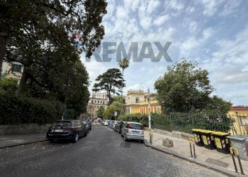Edificio all\'aperto - Appartamento Via Giuseppe Bonito
 
32, Napoli - foto 6
