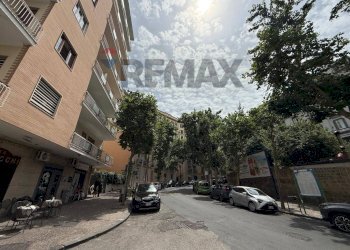 Edificio all\'aperto - Appartamento Via Giuseppe Bonito
 
32, Napoli - foto 10