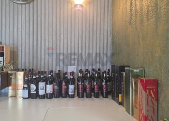 Dettagli - Locale Commerciale Via Bescapè
 
30, Borgomanero - foto 5