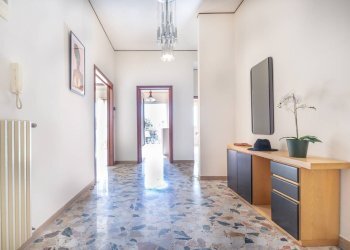 Foto 3 - Trilocale Via Monte Bolza
 
1, Pescara - foto 3