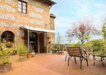 Foto 1 - Villa a Schiera strada del padule
 
204, Sovicille - foto 1