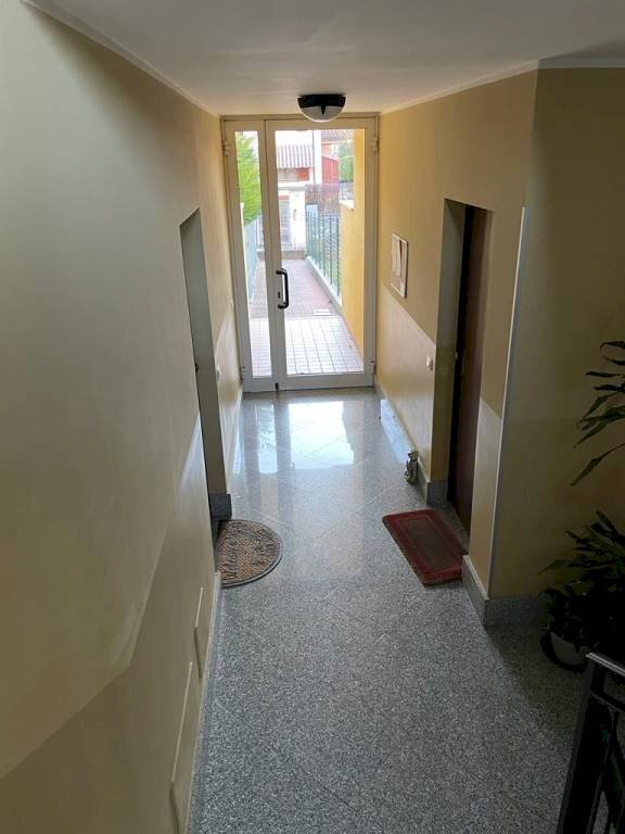 Interno palazzo - Two-room apartment via Ternavasso, Poirino - photo 3