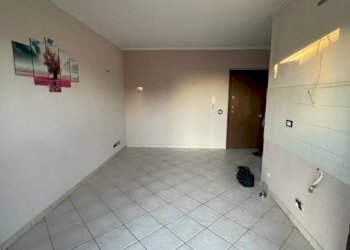 Salone - Two-room apartment via Ternavasso, Poirino - photo 11