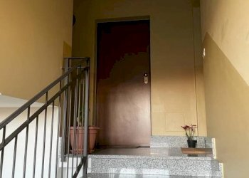 Interno palazzo - Two-room apartment via Ternavasso, Poirino - photo 16