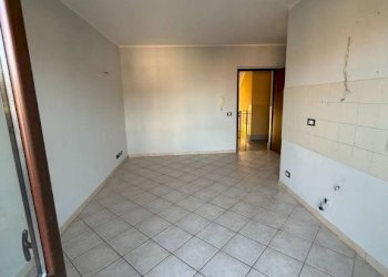 Salone - Bilocale via Ternavasso, 17, Poirino - foto 11
