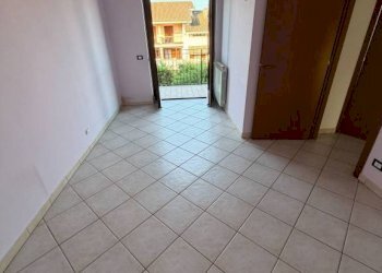 Camera da letto - Bilocale via Ternavasso, 17, Poirino - foto 21