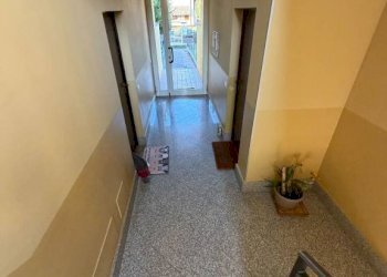 Interno palazzo - Bilocale via Ternavasso, 17, Poirino - foto 27