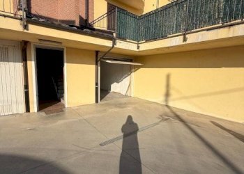 Cortile interno - Bilocale via Ternavasso, 17, Poirino - foto 31