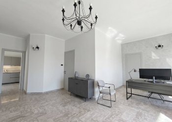 Foto 3 - Casa indipendente Via Battisti
 
1, Taviano - foto 3