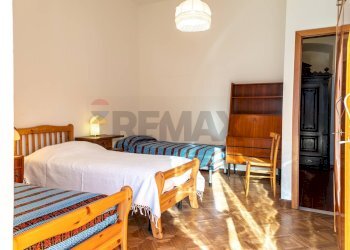 Camera / camera da letto - Appartamento via Nazionale
 
25, Croviana - foto 7