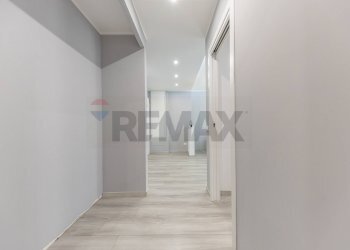 Hall / corridoio - Three-room apartment via gaetano ermoli
8, Roma - photo 13