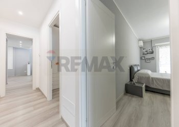 Hall / corridoio - Three-room apartment via gaetano ermoli
8, Roma - photo 15