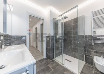 Bagno - Three-room apartment via gaetano ermoli
8, Roma - photo 18