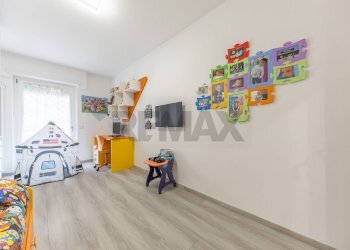 Camera / camera da letto - Three-room apartment via gaetano ermoli
8, Roma - photo 25