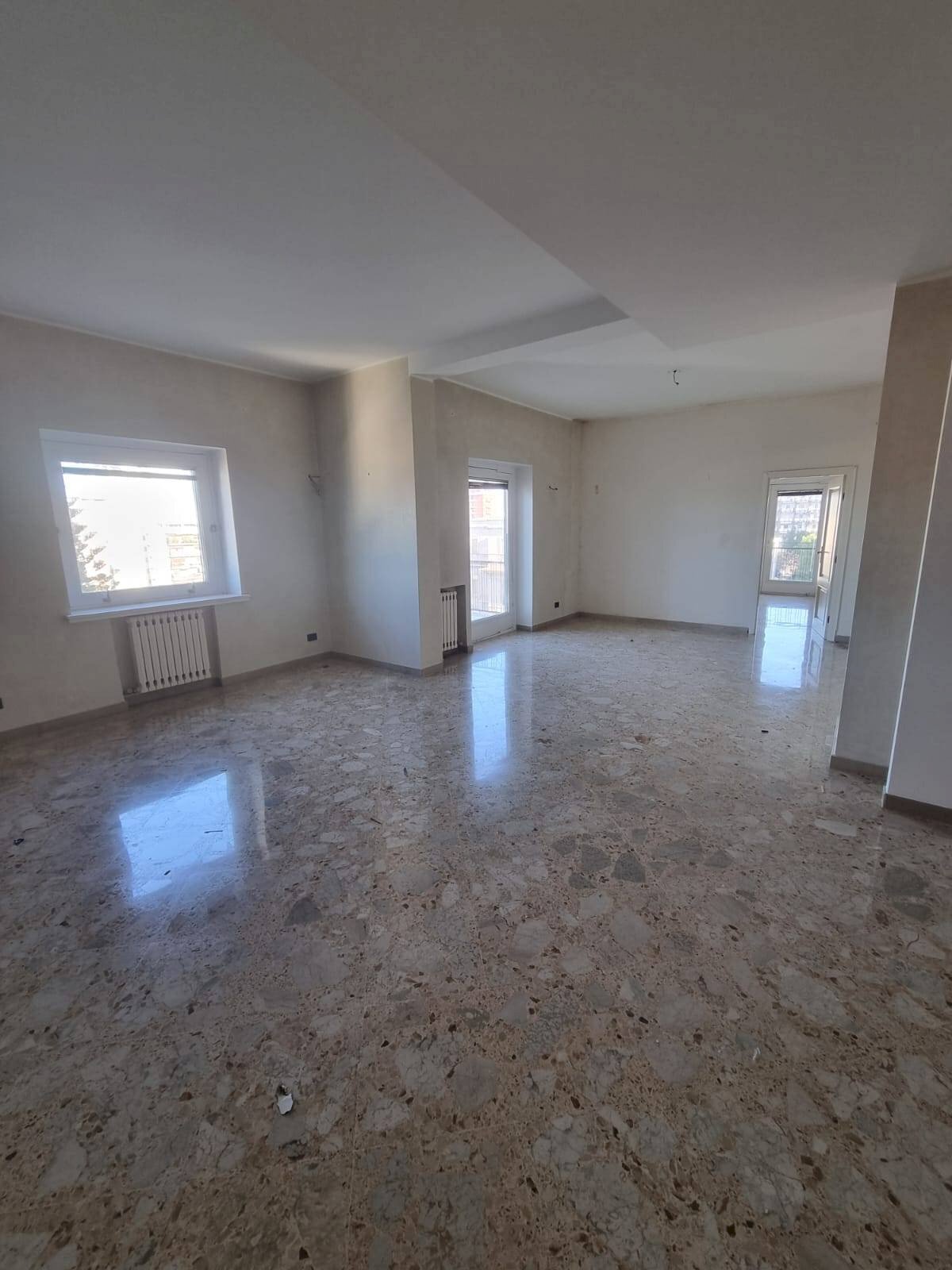 Foto 2 - Four-room apartment Viale Virgilio
148, Taranto - photo 2