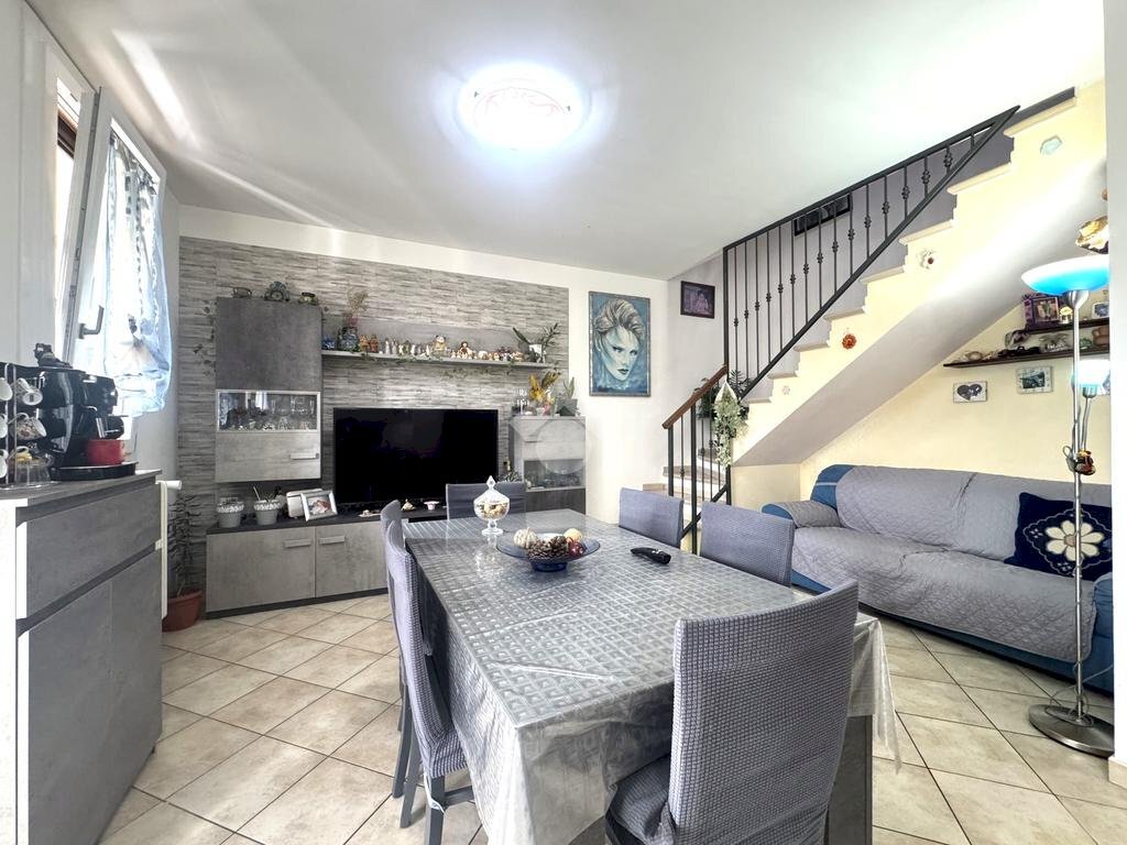 Four-room apartment Via Maestri, Rubiera - photo 1