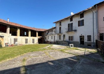 Casa semi indipendente Via Vittorio Emanuele II, Calliano - foto 2