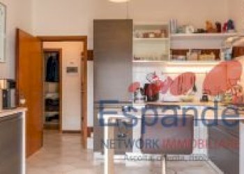 Four-room apartment Gaggio Montano - photo 14