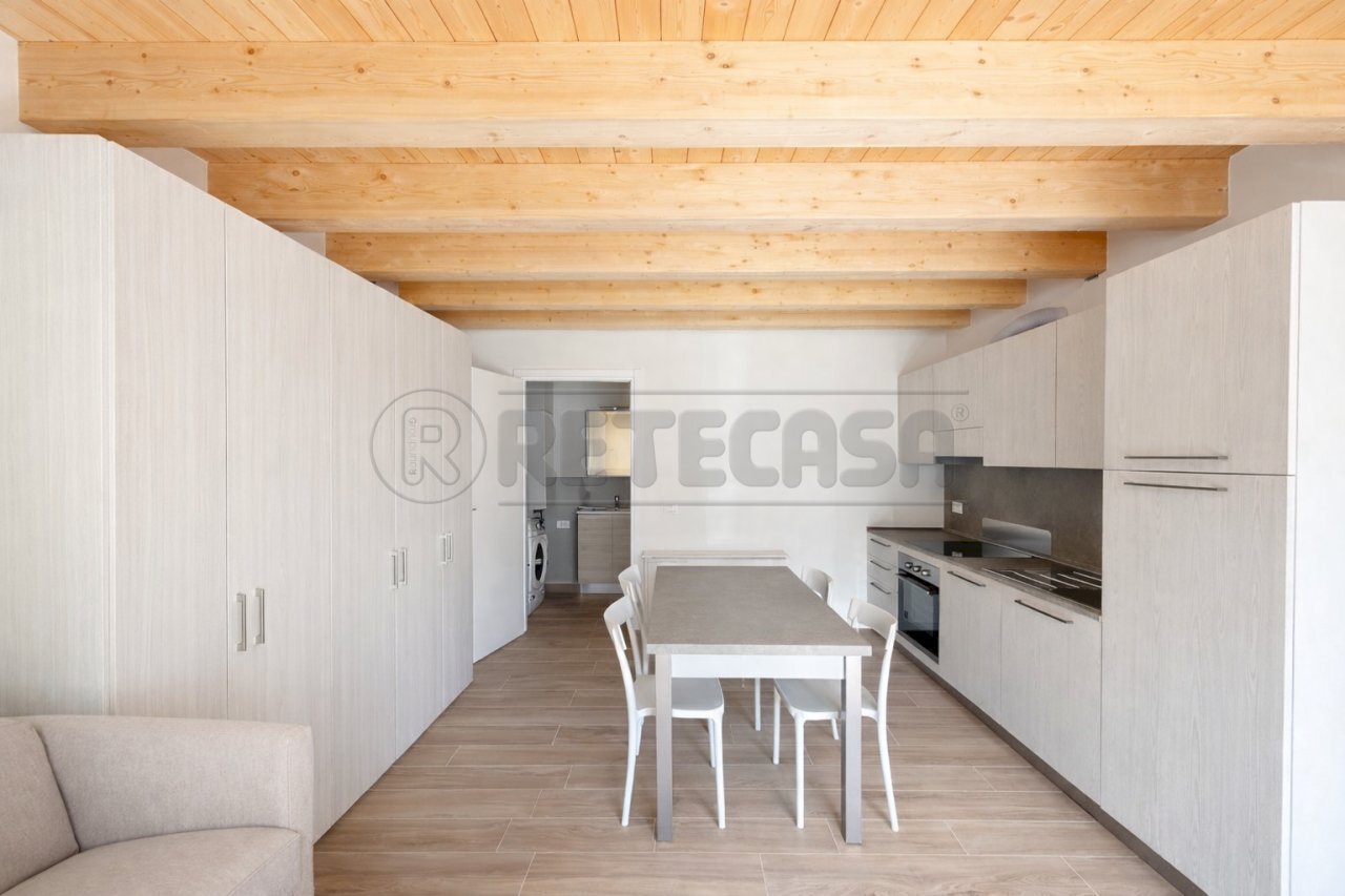 ChatGPT Image 7 apr 2026, 20_09_04.png - Appartamento Via Cimone, Vicenza - foto 1