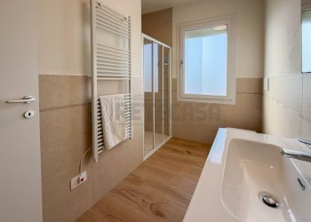 bagno - Apartment Viale Italia, Creazzo - photo 19