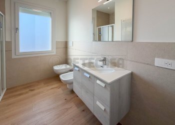 bagno - Apartment Viale Italia, Creazzo - photo 20